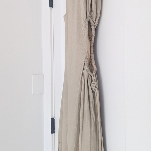 Sir the Label Linen Maxi dress - Picture 4 of 16